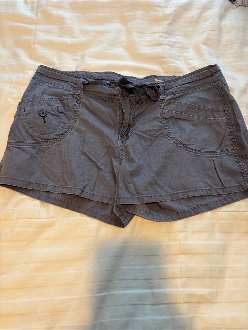 3 pairs of Union Bay Women’s Camouflage size Large and Grey ones are size 11 - Picture 6 of 7